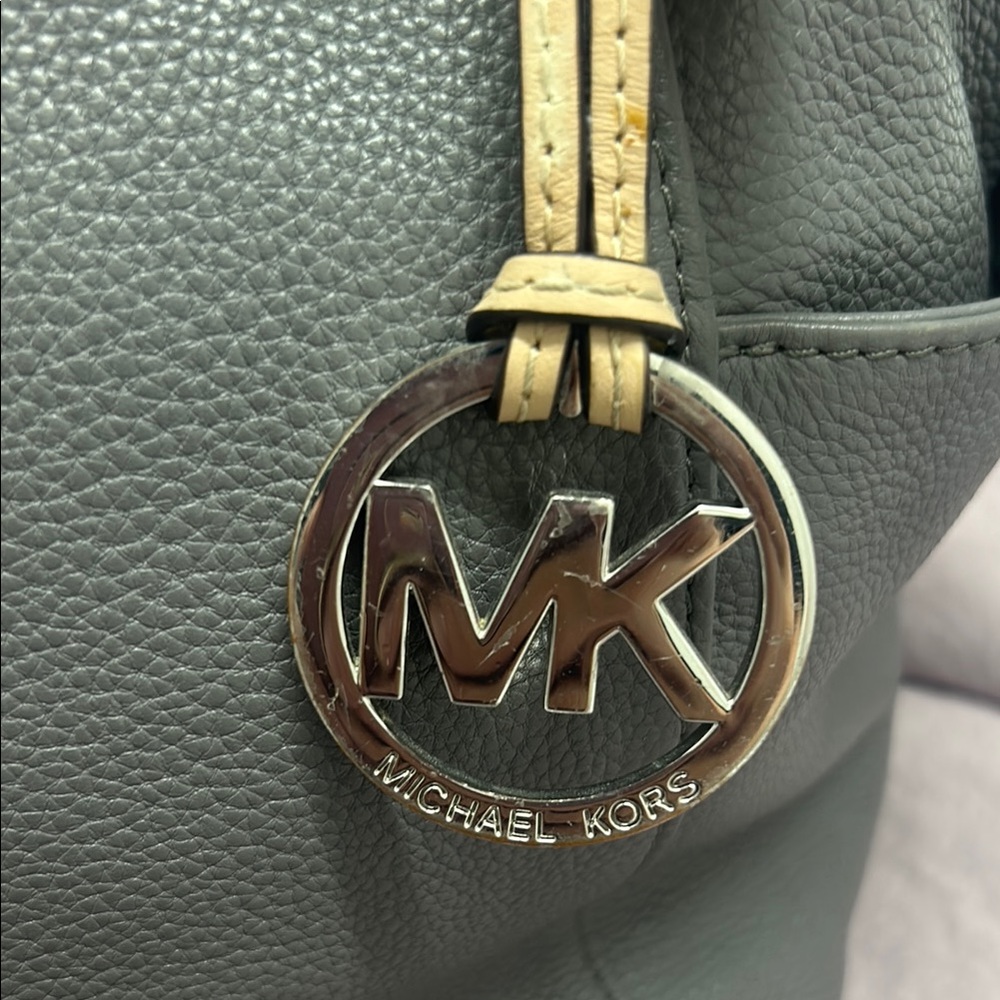 Michael Kors Gray and Tan Shoulder Bag with Gold Accents - Picture 2 of 6